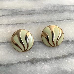 2/27 - vintage gold and mint green earrings